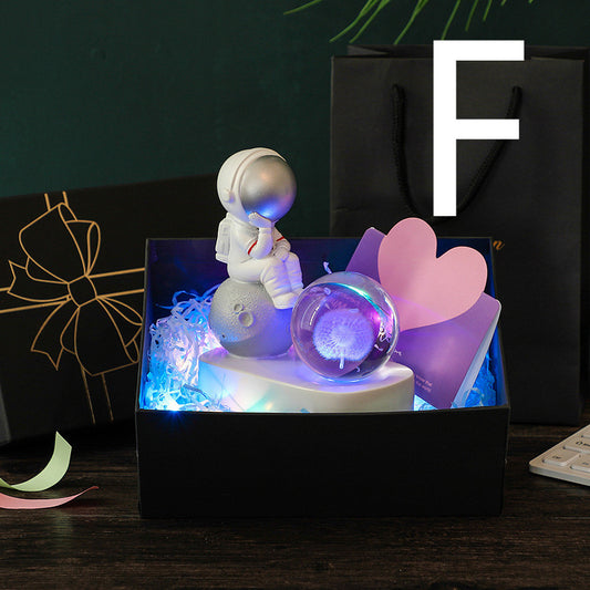 Space Astronaut Desktop Resin Decoration Dream Transparent Crystal Ball Gradient Light