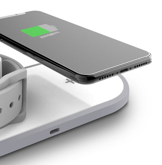 Multi-function three-in-one wireless charging New mobile phone watch three-in-one wireless charging