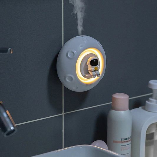 Astronaut Night Light Air Humidifier USB Rechargeable Mist Aromatherapy Water Diffuser With Led Light Astronaut Humidificador