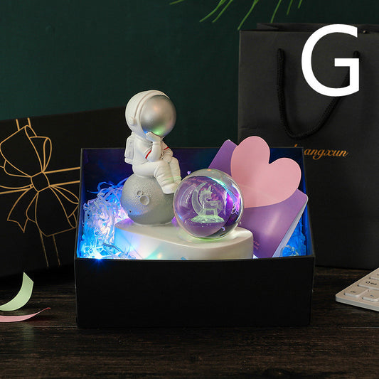 Space Astronaut Desktop Resin Decoration Dream Transparent Crystal Ball Gradient Light