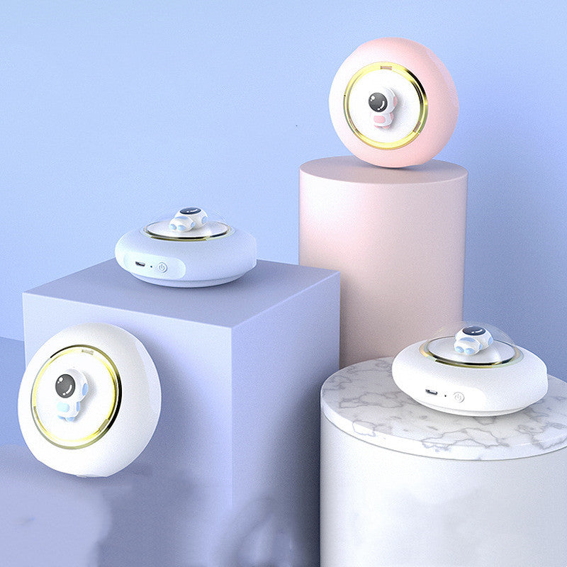 Astronaut Hand Warming Treasure Small Night Light USB Fast Charging Portable Heating Two In One