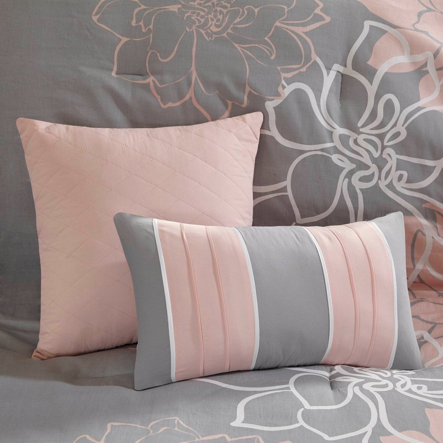 European-style High Sense Four-piece Jacquard Beddings