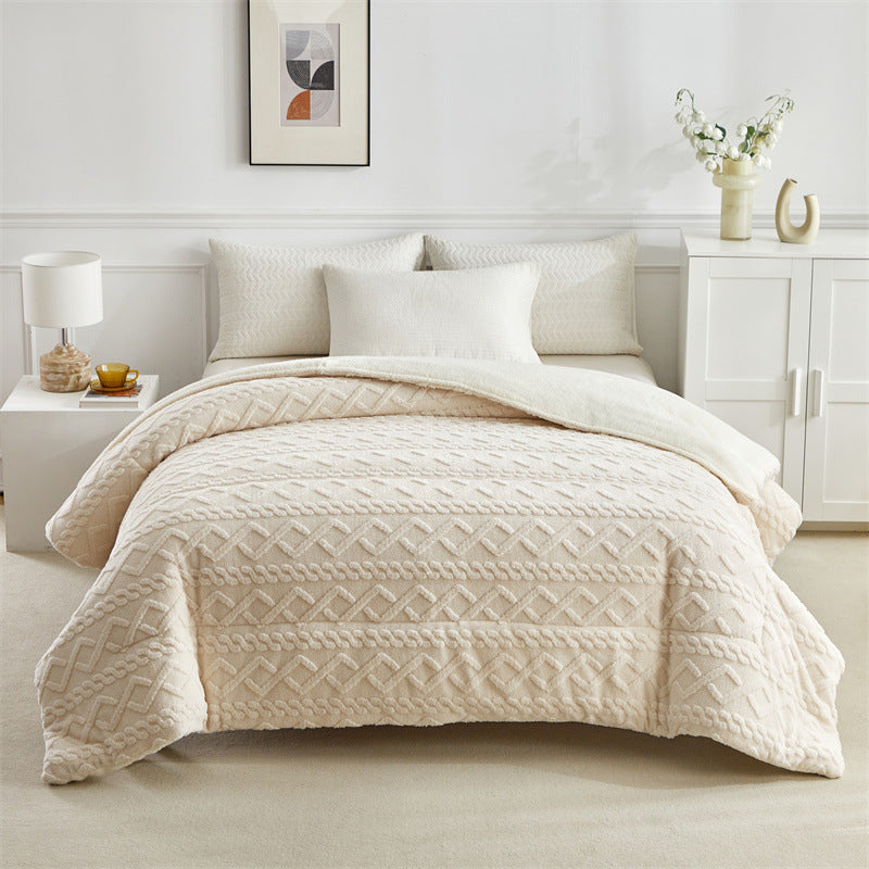 Coral Flannel Winter Polyester Blanket