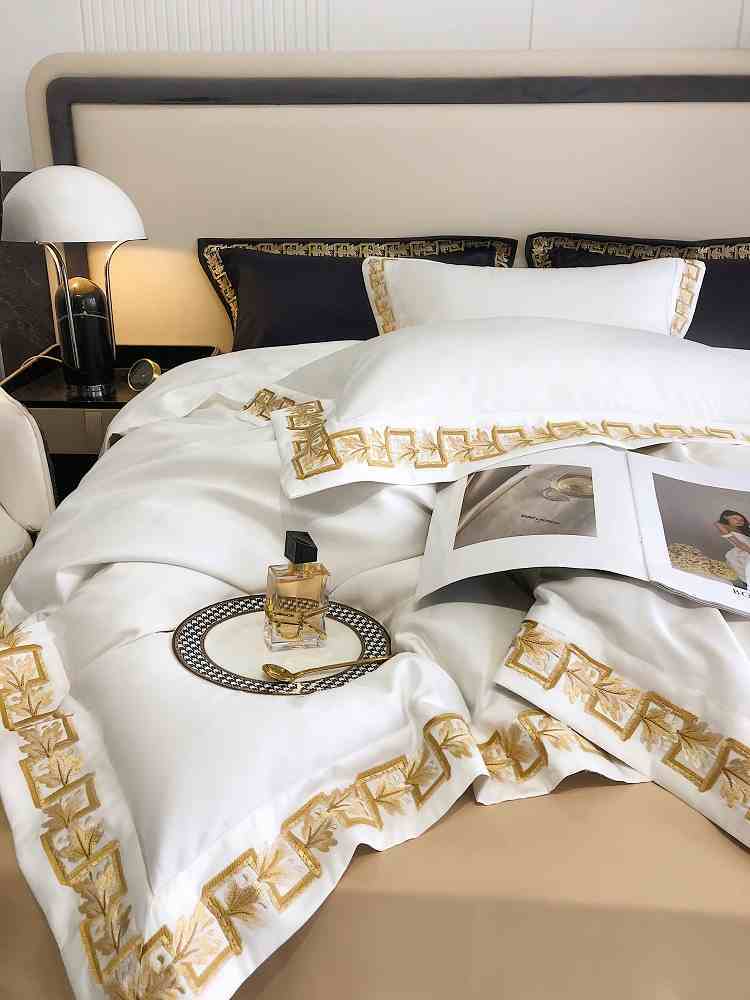 Cotton Bed Four-piece Set 120s Long-staple Cotton Embroidered Quilt