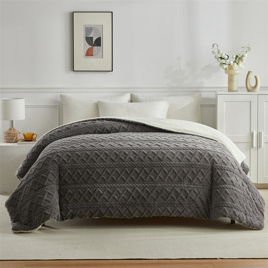 Coral Flannel Winter Polyester Blanket